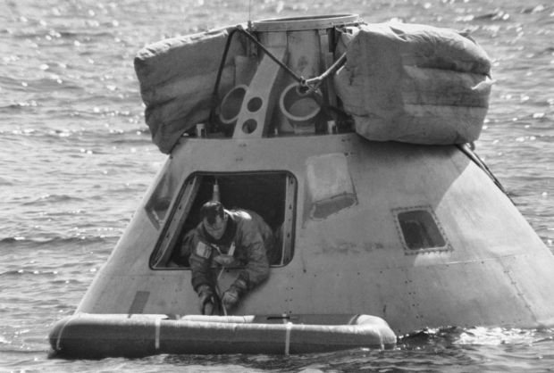 In memory of brave explorers